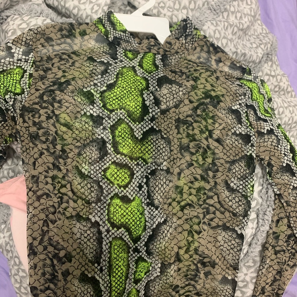 Neon green body suit - Picture 2 of 5